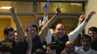 Corte Suprema de Pakist&aacute;n anula disoluci&oacute;n de Parlamento y ordena votar moci&oacute;n de censura