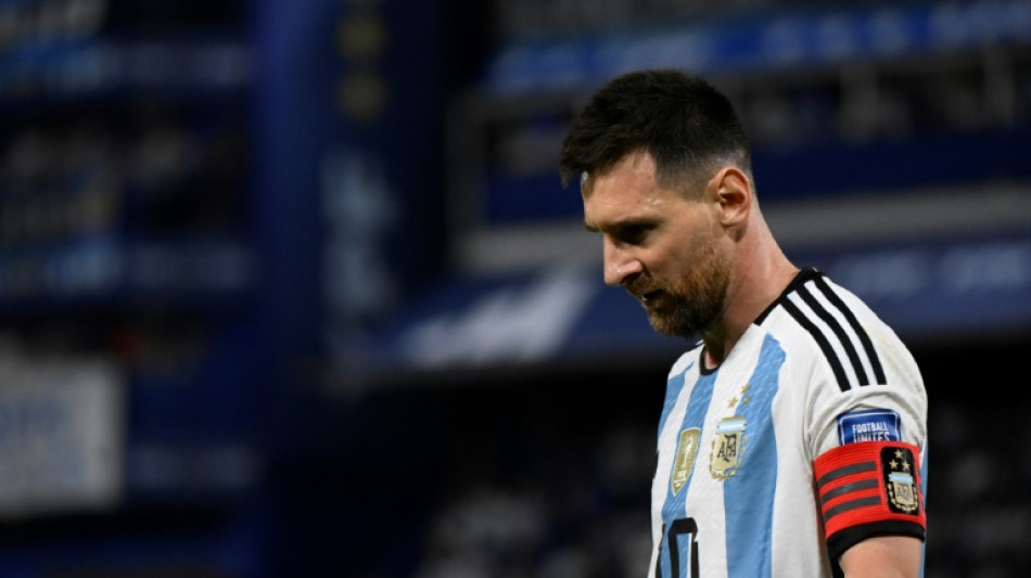 Camisas usadas por Messi na Copa de 2022 ser&atilde;o leiloadas
