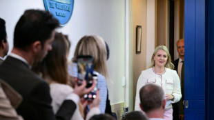 Casa Branca restringe acesso de jornalistas ao gabinete de imprensa