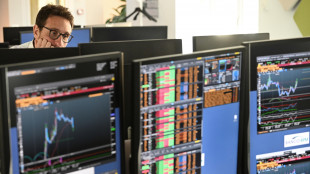 Lo spread tra Btp e Bund chiude in forte calo a 112 punti