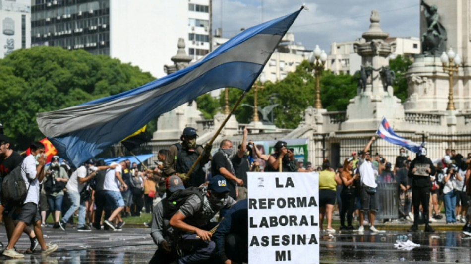 Argentina em greve geral contra a reforma trabalhista de Milei
