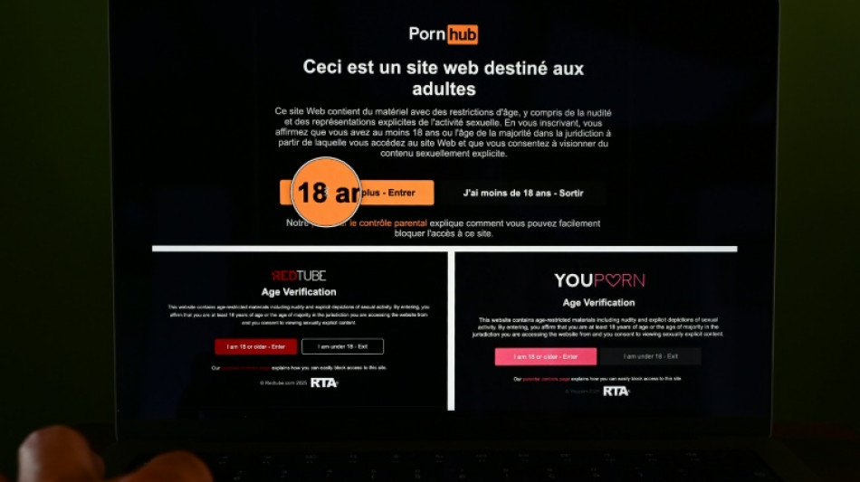 V&eacute;rification de l'&acirc;ge: Youporn et Pornhub r&eacute;activ&eacute;s en France par leur propri&eacute;taire