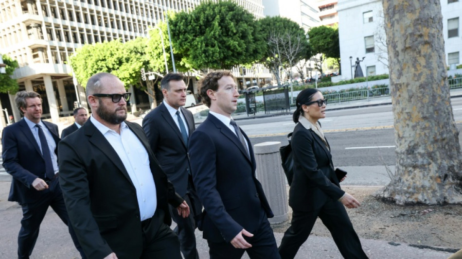 Etats-Unis: Mark Zuckerberg invit&eacute; vedette du proc&egrave;s des r&eacute;seaux sociaux