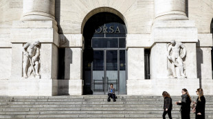 Borsa: Milano si porta in parità, balzo di Mps, debole Ferrari