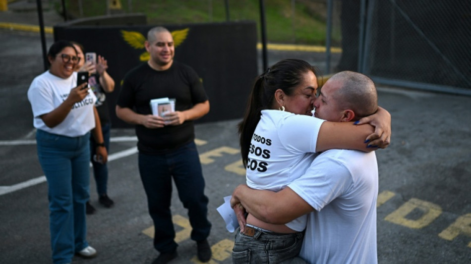 Interim president says Venezuelans welcome to return after amnesty law