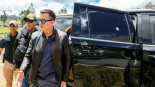 Ataque contra caravana de Noboa foi 'tentativa de homic&iacute;dio', diz ministro no Equador