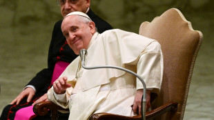 El papa ser&aacute; sometido a una infiltraci&oacute;n de rodilla para aliviar el dolor