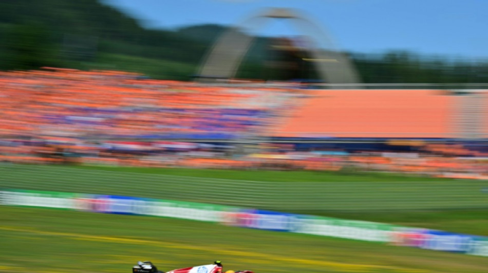 Hamilton salutes Ferrari for 'mega-progress' with updates