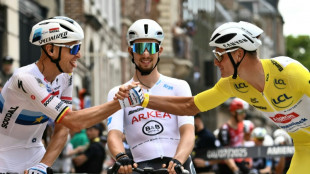 France's long wait for Tour winner goes on but Thevenet sees hope