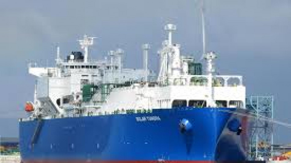 Snam chiede la proroga per il rigassificatore a Piombino