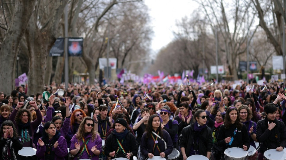 Movilizaciones del 8-M: "No a la guerra" en las marchas por el D&iacute;a de la Mujer