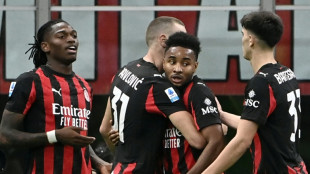 Inter e Milan encostam no Napoli; Roma fica sem lideran&ccedil;a