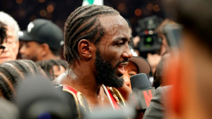 Undefeated boxing great Crawford announces retirement