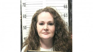 Mujer que sobrevivi&oacute; a ejecuci&oacute;n fallida en EEUU camina pero est&aacute; mentalmente "confundida"