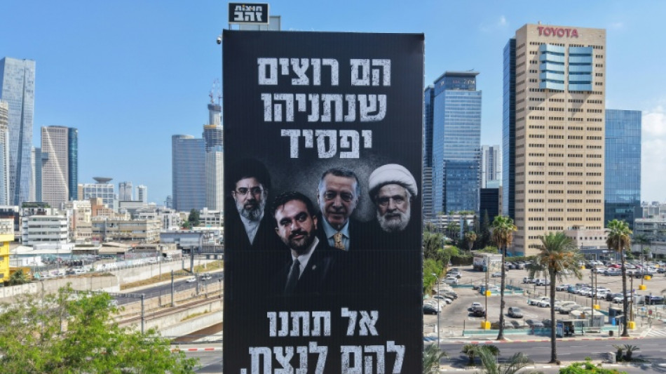 En plena campa&ntilde;a electoral, Netanyahu designa a Turqu&iacute;a como su rival