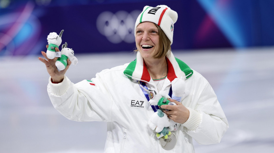 Milano Cortina: Fontana, regaleremo una tutina alla Meloni