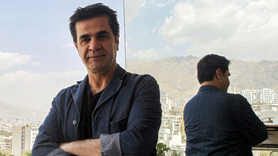 Ir&aacute;n libera bajo fianza al cineasta Jafar Panahi tras casi 7 meses preso, seg&uacute;n una ONG