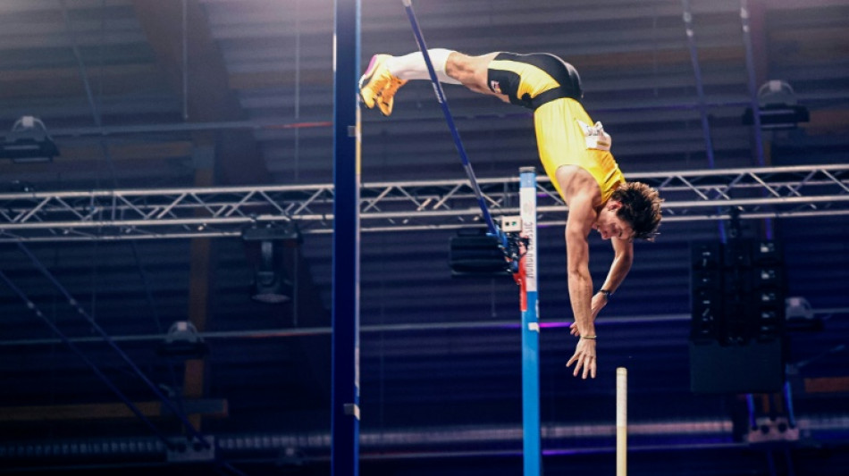 Athl&eacute;tisme : Mondo Duplantis s'envole devant son public pour son 15e record du monde