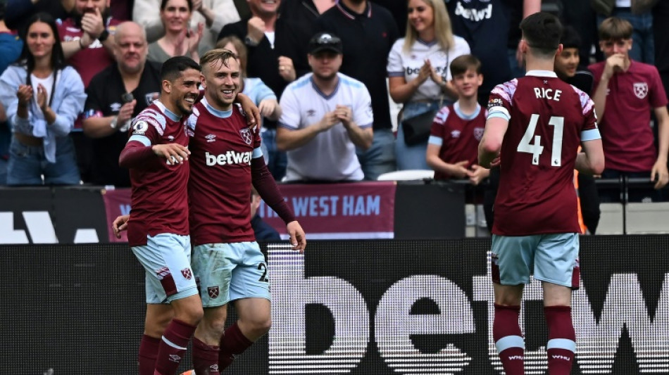 West Ham e Fiorentina fazem final da Liga Confer&ecirc;ncia buscando encerrar jejum de d&eacute;cadas sem t&iacute;tulos