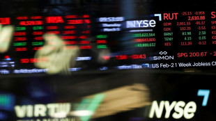 Wall Street termine en baisse avec la nouvelle flamb&eacute;e des prix du p&eacute;trole
