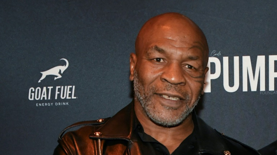 Mike Tyson golpea a un pasajero en un avi&oacute;n en Estados Unidos