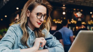 El futuro de Ícaro: una campaña nacida en Miami que advierte a los líderes de la COP30 que el futuro de nuestros hijos está en juego, acaba de ganar siete premios LUUM